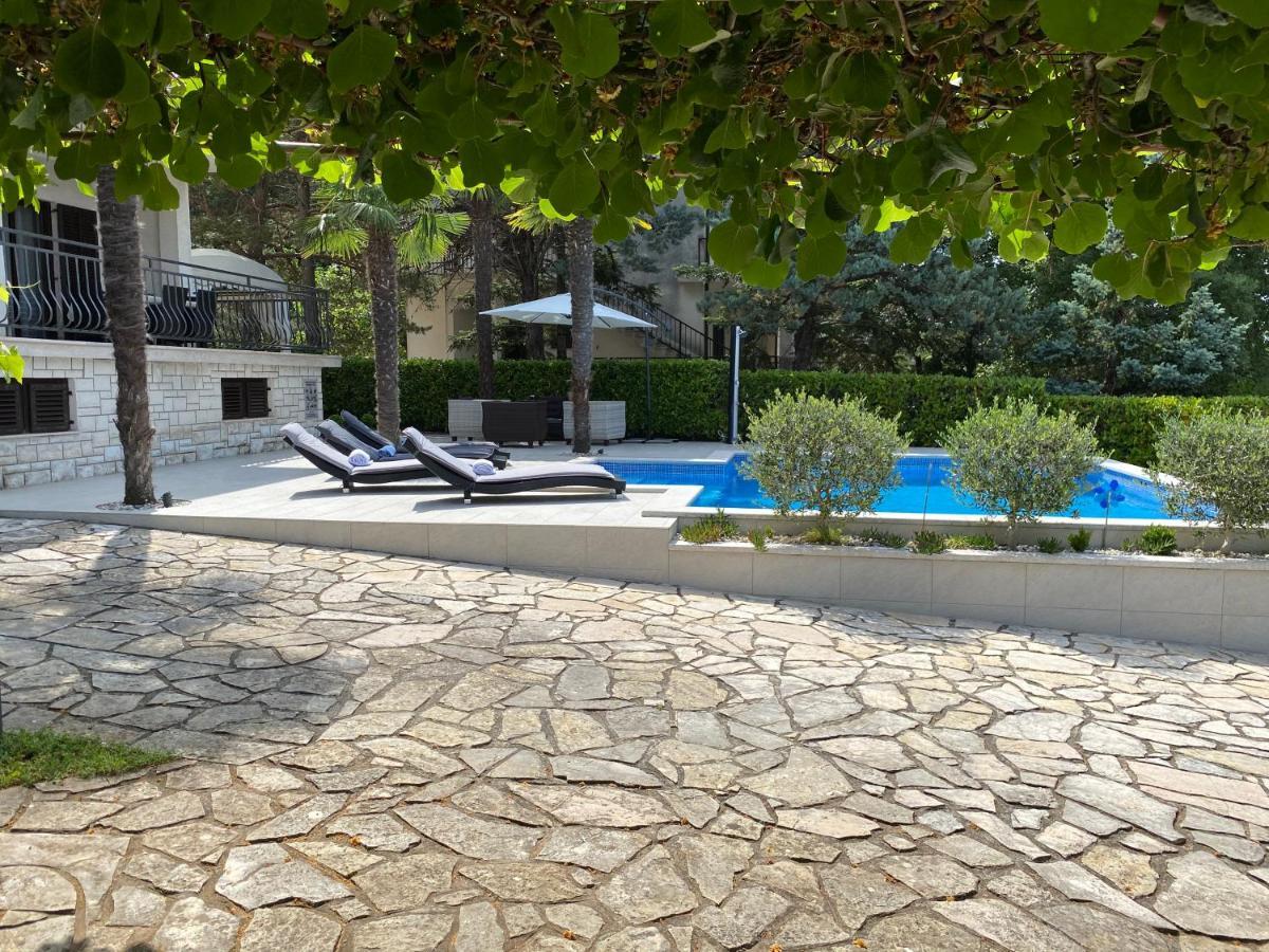 Haus Tanja Villa Malinska Exterior photo